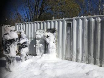 Vahukonteiner/Foam filled space